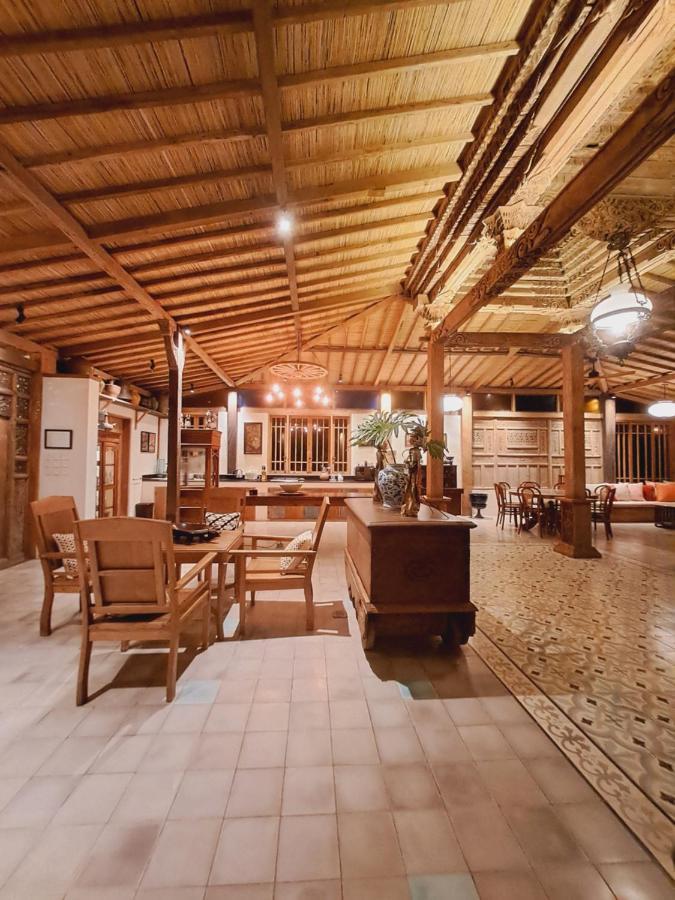 Ayu Dira Heritage House Ubud Exterior foto